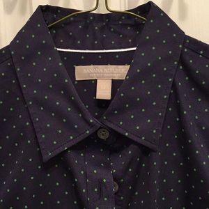 Banana Republic Women non iron shirt. EUC